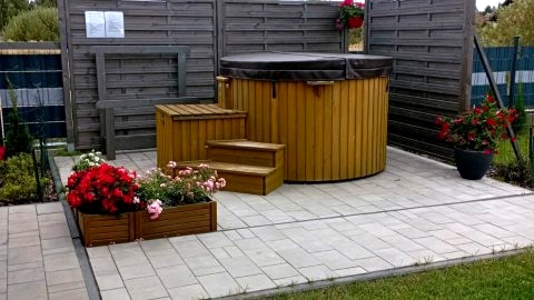Domy z działkami na wyłączność, z klimą i jacuzzi