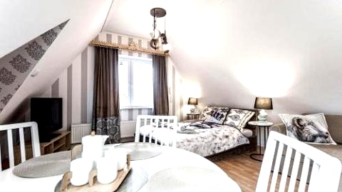 Smrekowa, Zakopane - obok dworca PKP i PKS, apartamenty z tatrzański klimatem.