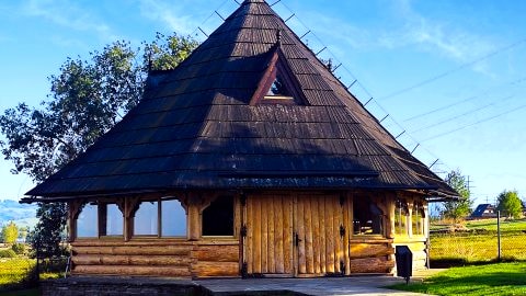 Ośrodek Wczasowy GROŃ pensjonat i domki całoroczne 
