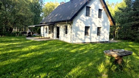 Dom na Mazurach dla 8 osób. Cisza i spokój na skraju lasu, tuż przy jeziorze. 
