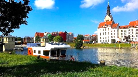 HOUSEBOAT Mazury Frajda