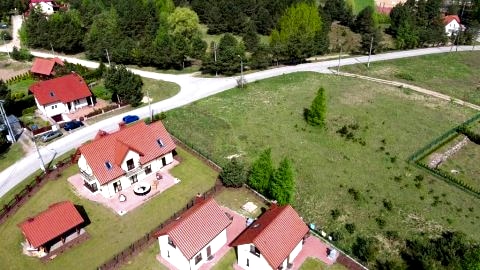 Komfortowe domki nad jeziorem - Zielony domek