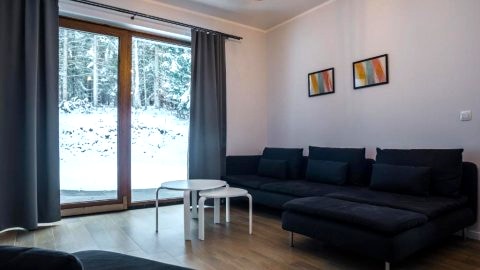 Aston - przestronny domek przy lesie