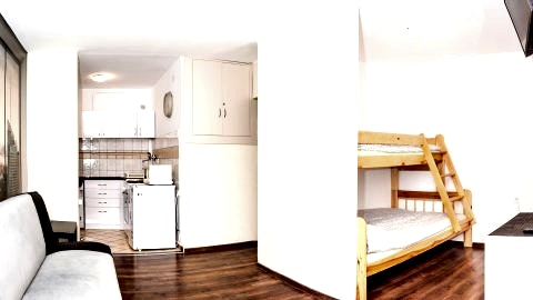 Studio we Wrocławiu 3 minuty od rynku.