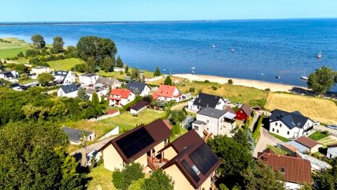 Domki Alex – komfortowe domki nad Zatoką Pucką z placem zabaw i parkingiem