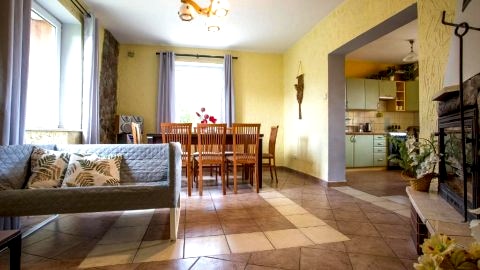 Happy Bison - A 5 Bedroom House With A Garden
