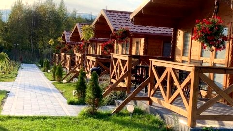 ZIELONA DOLINA - kompleks dla rodzin z dziećmi