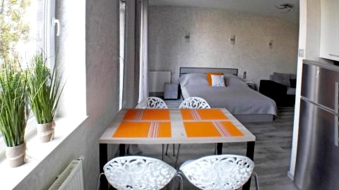 Art Apartments