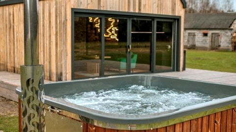Urocze domki na wyłączność z prywatnym jacuzzi