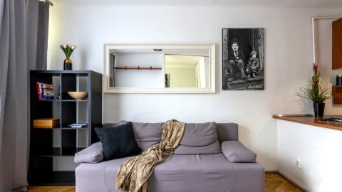 Golden Apartments - Great Location - City Center - Zelazna