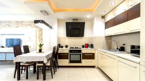 Golden Apartments Warsaw - Best Location in City Center Grzybowska 5