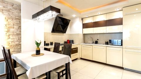 Golden Apartments Warsaw - Best Location in City Center Grzybowska 5