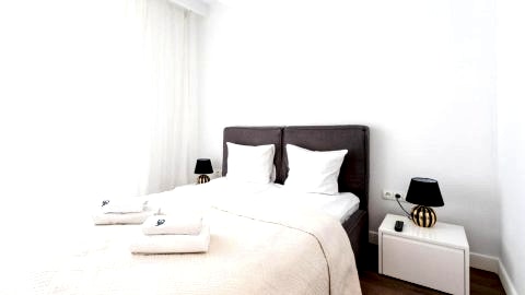 Golden Apartments – Browary Warszawskie | Elegant & Cozy Wronia 45A