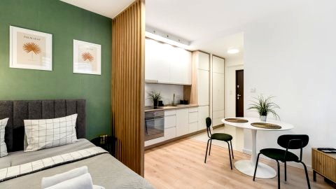 Golden Apartments Warsaw – Modern & Cozy, Towarowa B