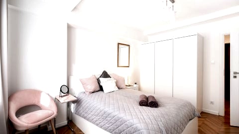 Golden Apartments Warsaw – One-Bedroom near POLIN Museum, Anielewicza