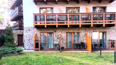 Apartament ,,KWIATEK" blisko centrum, stok i szlaki. Parking i ogródek. 