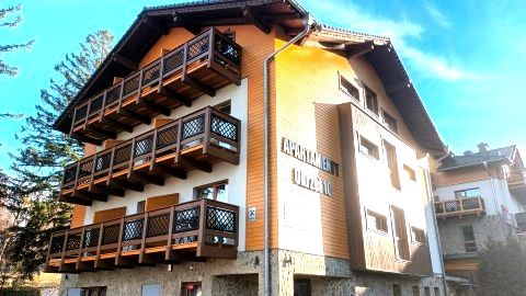 Apartament ,,KWIATEK" blisko centrum, stok i szlaki. Parking i ogródek. 