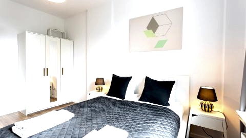Golden Apartments Warsaw - Big and Bright Stylish Apartments  - Pereca 69