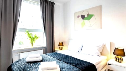 Golden Apartments Warsaw - Big and Bright Stylish Apartments  - Pereca 73
