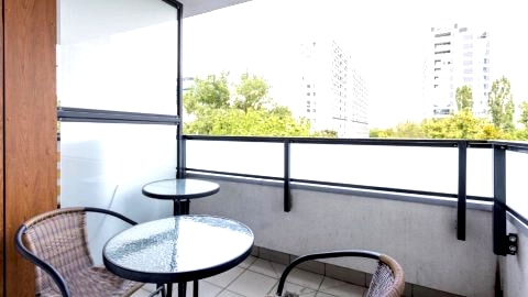 Golden Apartments Warsaw - Big and Bright Stylish Apartments  - Pereca 70