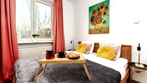 Lumina apartment for family in the center of Warsaw