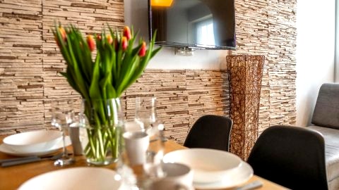 MAX Apartamenty - Pokoje - Domki - Restauracja - Basen