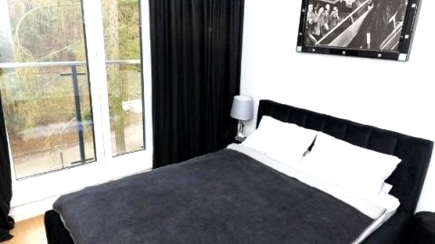 Apartament Business & Living No 91 Nad Zalewem w Cedzynie, hala garażowa