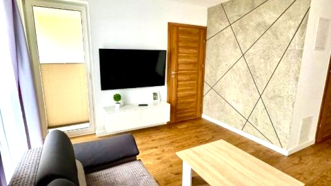 Jurajska Plaza - Nowoczesny apartament z osobną sypialnią, KLIMATYZACJA, Parking prywatny GRATIS - Kielce