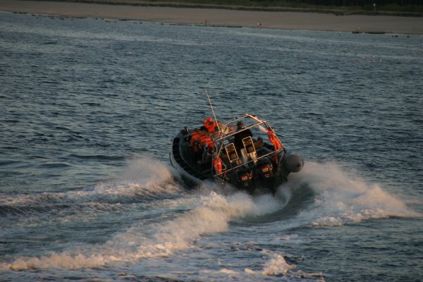 Rejsy szybką łodzią motorową