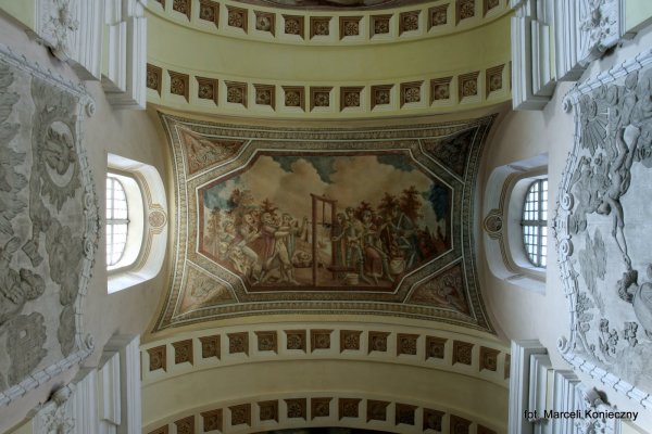 Interior of the basilica - Basilica of the Assumption of the Blessed Virgin Mary in Trzemeszno. The Assumption of the Blessed Virgin Mary in Trzemeszno