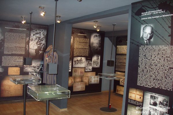 Izba Pamięci Narodowej w Niewolnie (Muzeum Stutthof) - Izba Pamięci Narodowej w Niewolnie (Muzeum Stutthof)