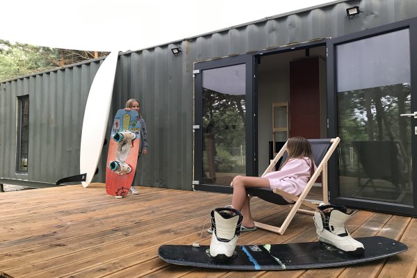 Konary Kontenery Morskie nad Zalewem Domaniowskim - Zalew