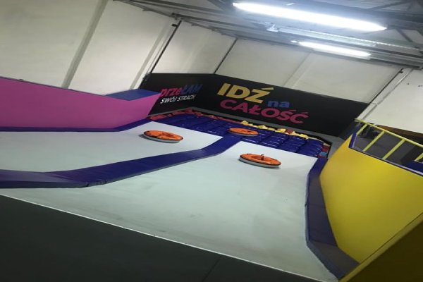 Trampoliny - Park trampolin Jump Factory