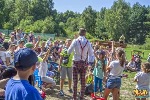 Bartosz Lewandowski finalista programu "Mam Talent" - MegaLandia