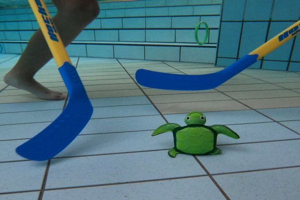 Nurkowanie - Zabawa na basenie