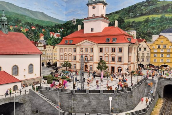 Makieta w jeleniogórskiej modelarni - Kolejkowo Modelarnia