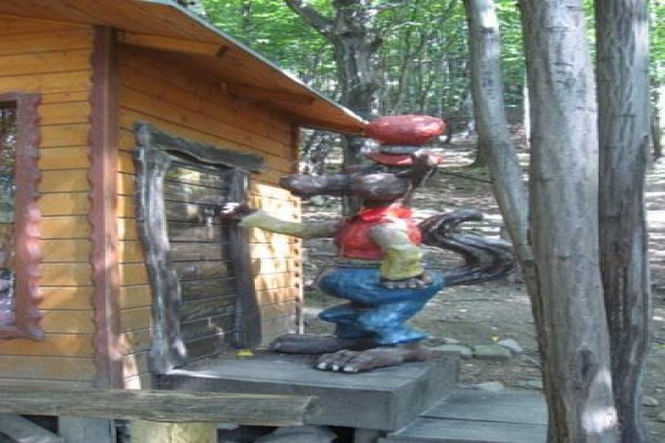 Leśny Park Niespodzianek