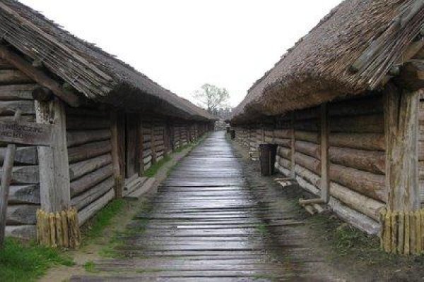 Muzeum Archeologiczne Biskupin