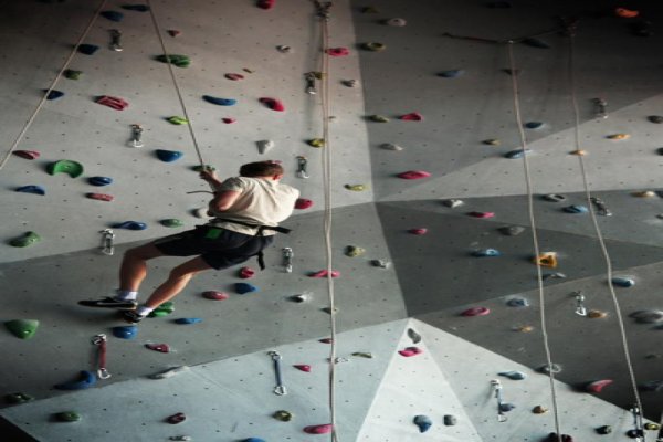 Ściana wspinaczkowa Avana