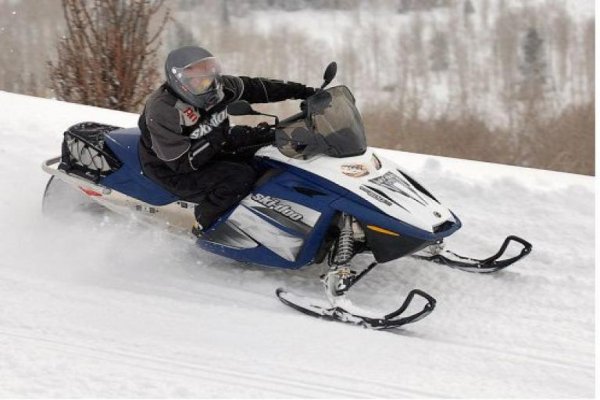 Wypożyczalnia skuterów śnieżnych-Snowdoo