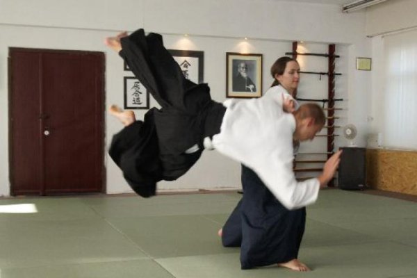 Szkoła Japońskich Sztuk Walki ZEMPO