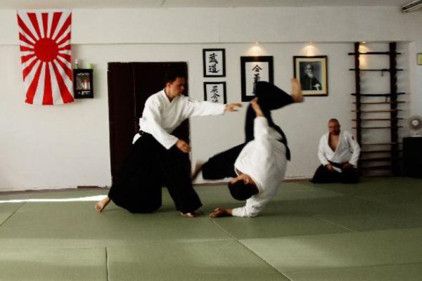 Szkoła Japońskich Sztuk Walki ZEMPO
