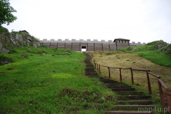 Gród na Górze Birów