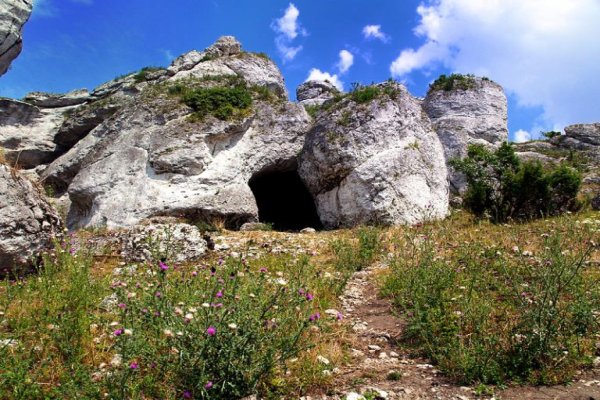 Jaskinia Głęboka