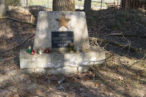 Cmentarz Wojskowy przy ulicy Cichej