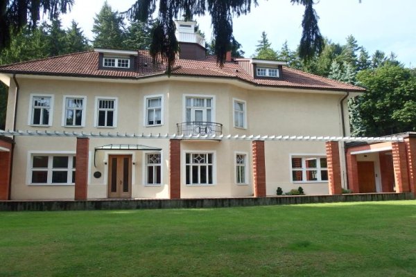 Villa Tomas Bata