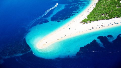 Zlatni Rat beach