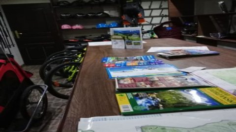 Willa CHWOST Z Wypożyczalnią Rowerów i Nart 