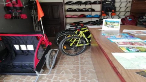 Willa CHWOST Z Wypożyczalnią Rowerów i Nart  — zdjęcie 2