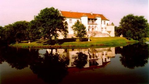 Muzeum Instrumentów Ludowych